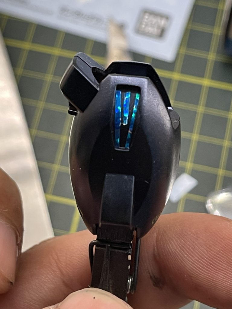 シェルユニットはシールを自作し、ブラックライトで光るようにしました