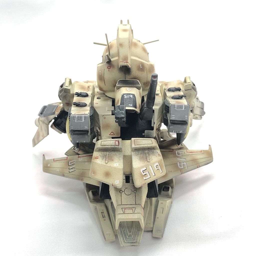 うしろ後部にはMSジェガンタイプを搭載しないタイプ