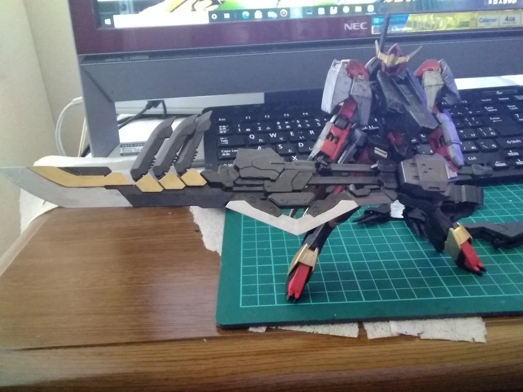 取り回しが悪そうなので・……