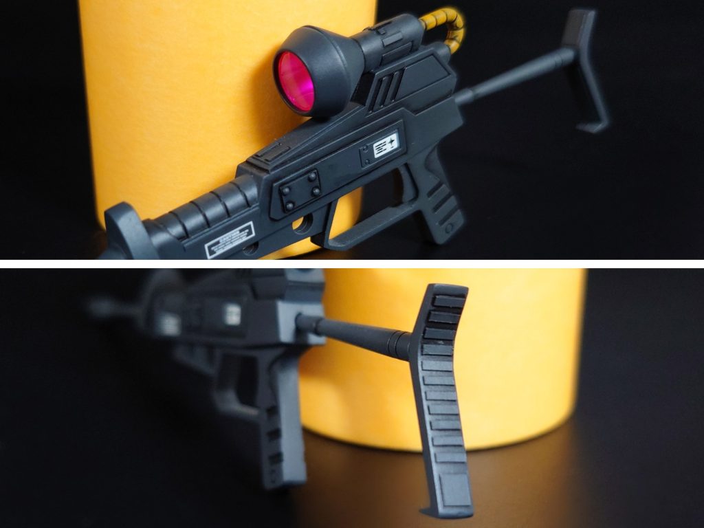 今回の１番の問題点は“ビームライフル紛失問題”でした。なんせ作ったのは干支がひと回りするよりも前の話なもんで…心当たりの場所はさんざん探してみたものの全く見つからない…『どうしよう…フルスクラッチするか？』とも思ったのですが、やっぱり面倒くさい。メ◯カ◯で探したらあっさり見つかりました。(バージョン１のビームライフルですが)ちょっとディテールが淡白だったのでプラ板とリベットで情報量増やしました。