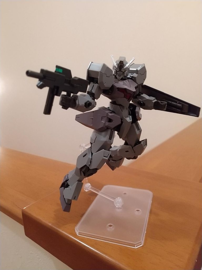 ガンビット故に無人機であり最低限の武装のみですが、ミキシング等の拡張性は十二分にあります。