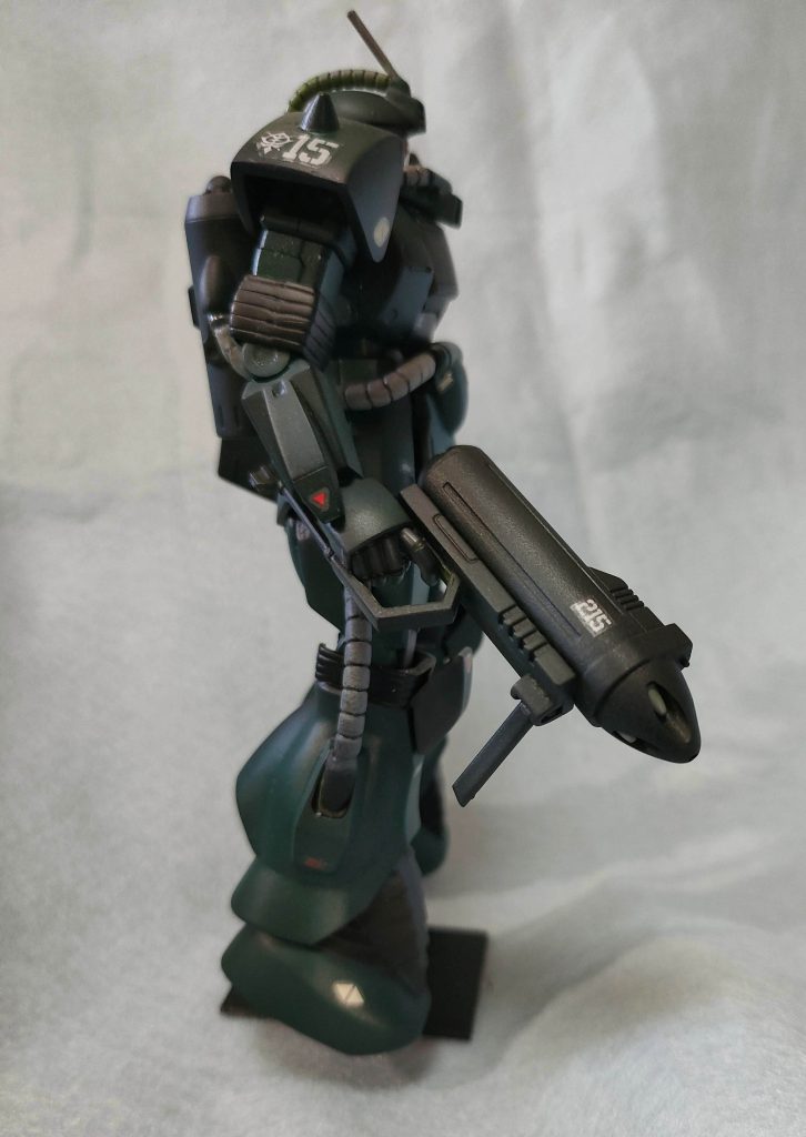 魚雷銃(?)も旧MSVキットのまま。こちらもスタイリッシュ。