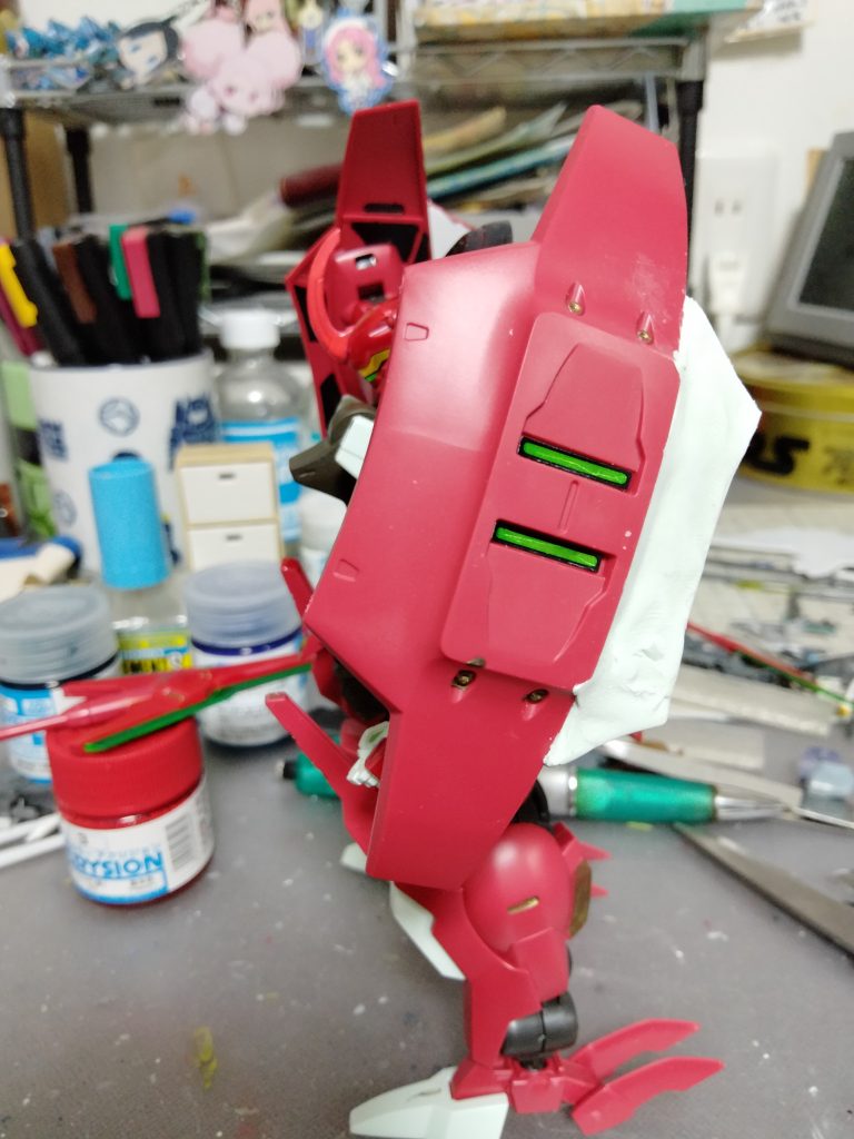 盾はプラ版とパテで盛りモリ💪😉