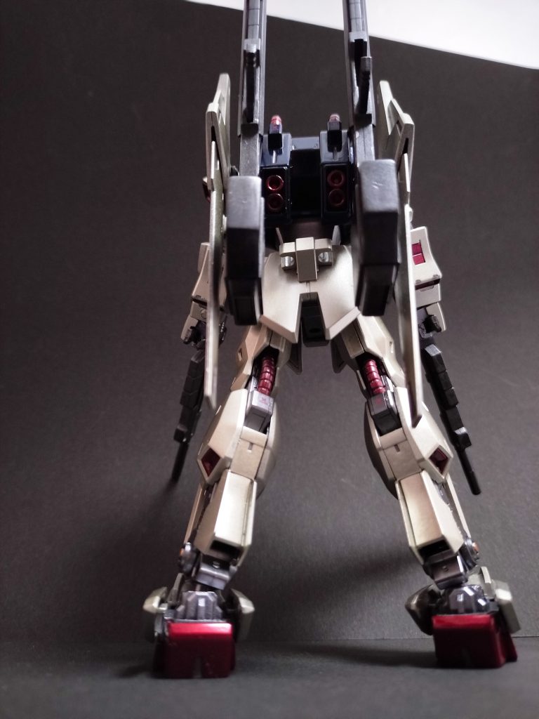 バックショットHGのスタイリッシュさをクレイバズーカが良い感じでボリュームアップ