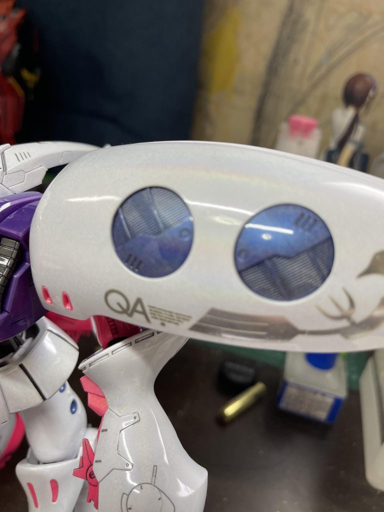 少し分かりずらいかもしれないですが、レインボーに発色してます。