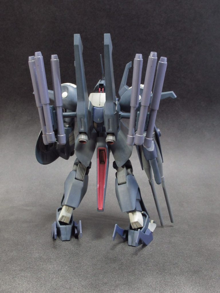 背中のミサイルも仏像感があったので配置変更。