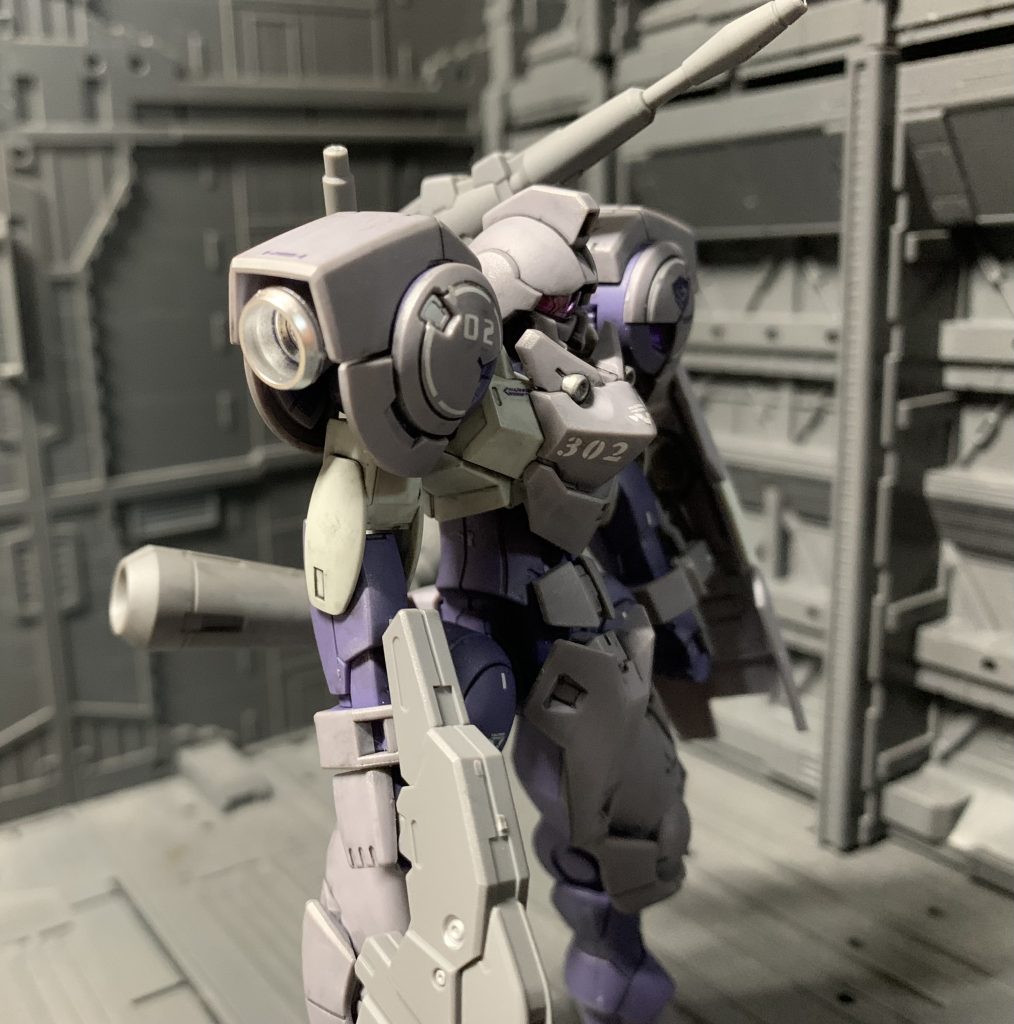 設定色とは異なりますが、バーニアノズルはシルバーで塗装しています。