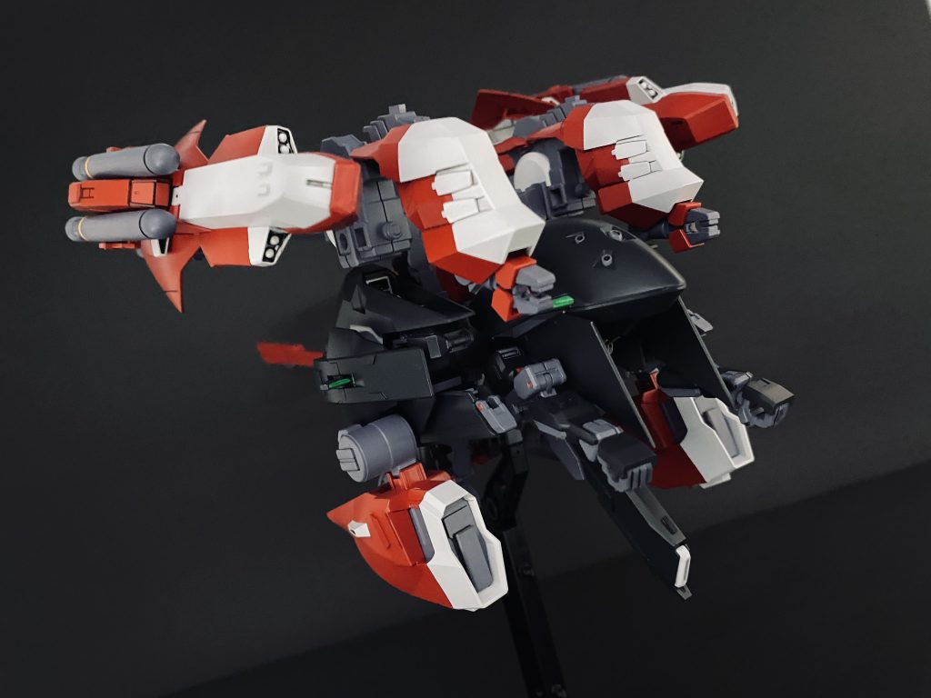 一番気に入っているMA形態！技術のない自分でもめちゃくちゃかっこよくできる良いキットです。買ってよかった。