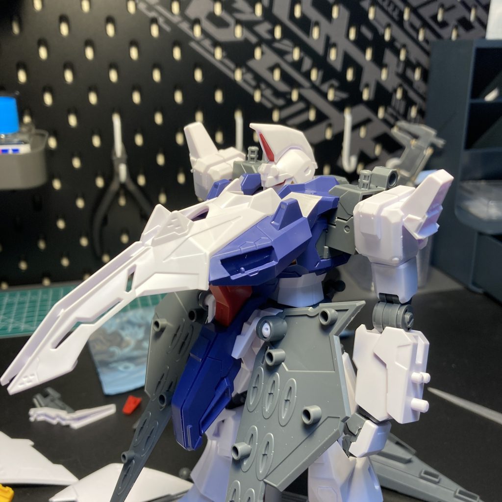 改修前の写真です。組み方間違えたのか?と思うほど首が埋もれてる。