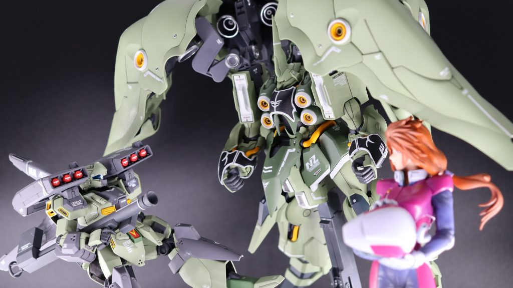 おまけでいつものマリーダさんと足の速い特務仕様かもしれないスタークジェガン。あの名シーンを無限ループで再生しながらモチベーション保ってました。無名パイロットってとこが宗篤。「袖付きめ・・・」#リディてめぇは許さないスタークジェガンはまたの機会に別で投稿します。今回は添え物ってことで。