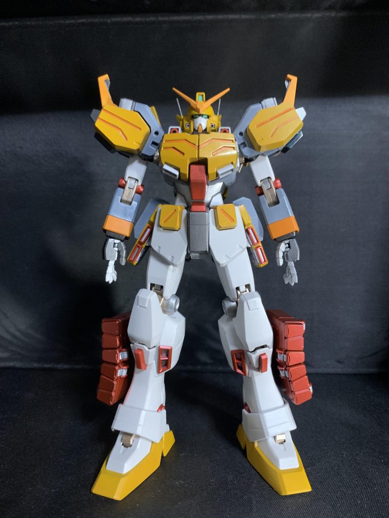 アーミーカラーやEWカラーにしようか迷ったのですが…誰もやらないカラーにしてみましたどぉでしょう?プロト仕様感が少な過ぎな気もしますが…それに肩と胸のオレンジ部分塗装剥げてるのであまり拡大しないで頂けると嬉しいです☆