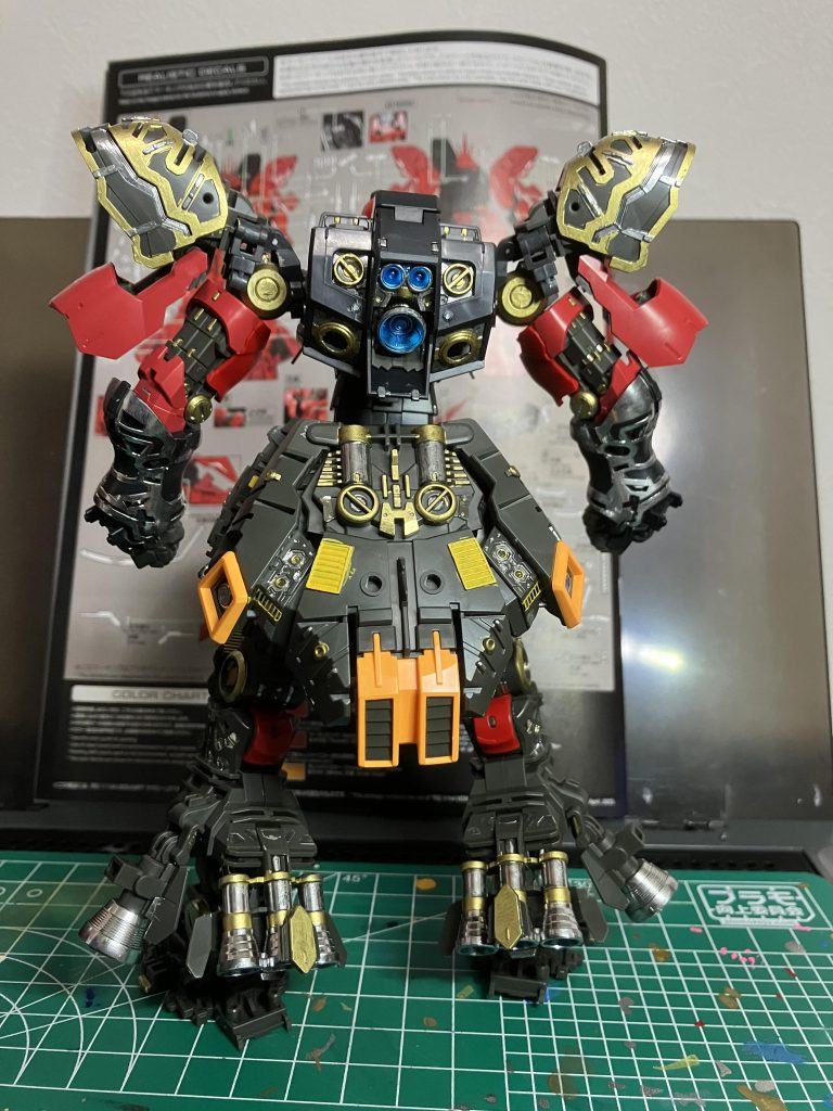 後ろからの写真いや、はみ出したりしたところ多いといっても少し塗るだけでこんなに変わるならやってよかったカッコよくなった