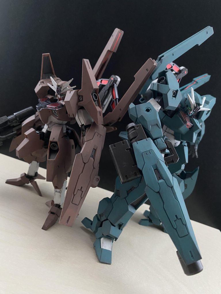 　やっと手に入れた、ソーンとウル。多くの方々の魅せてくれた素晴らしい合体(ミキシング)の数々。そんな二体の合体。これが、私、コビト少佐の答え。使命と友情、魂の肩車合体だ！　と、大仰に言ってみるが、ようはアレである。あの映画。そう、アレ。