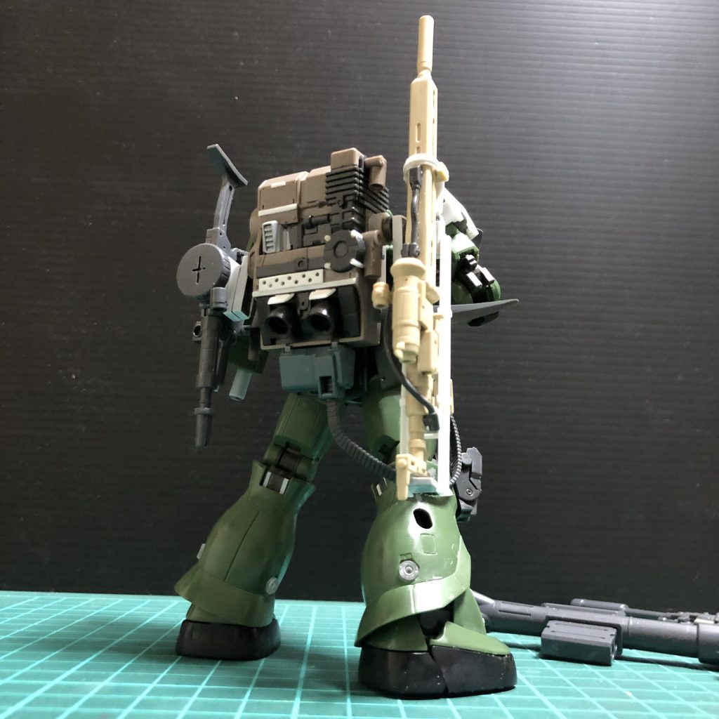 制作中の後ろ姿細かい改造をしてる時が一番楽しかったりします。