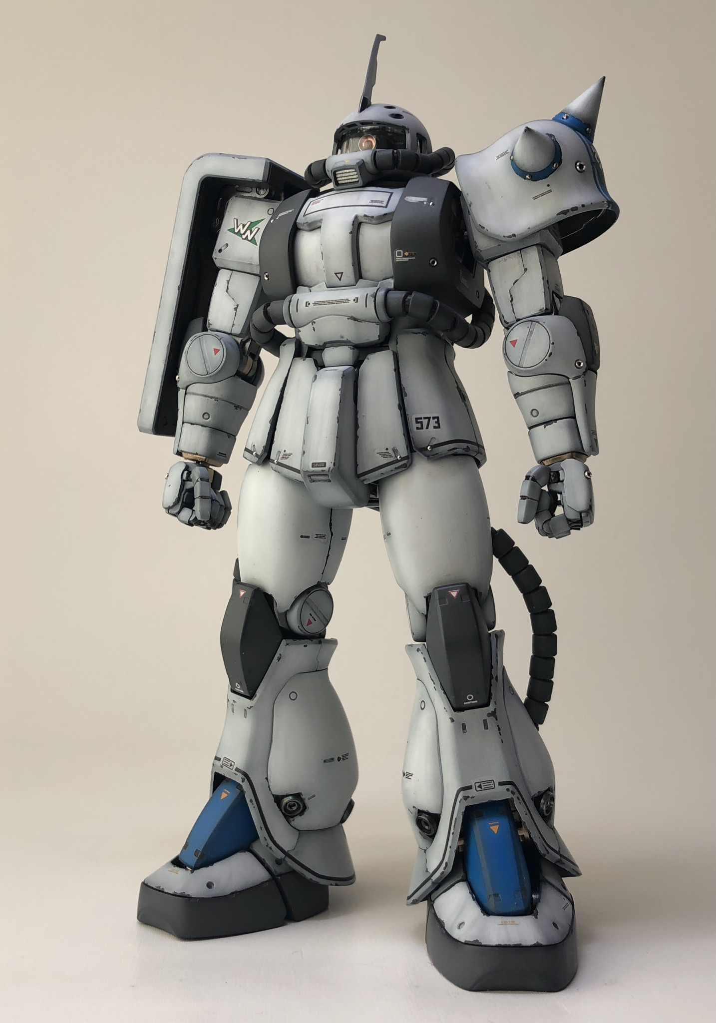 MG 1/100 MS-06S ザクII Ver.2.0改 シン・マツナガ専用ザクII｜tako