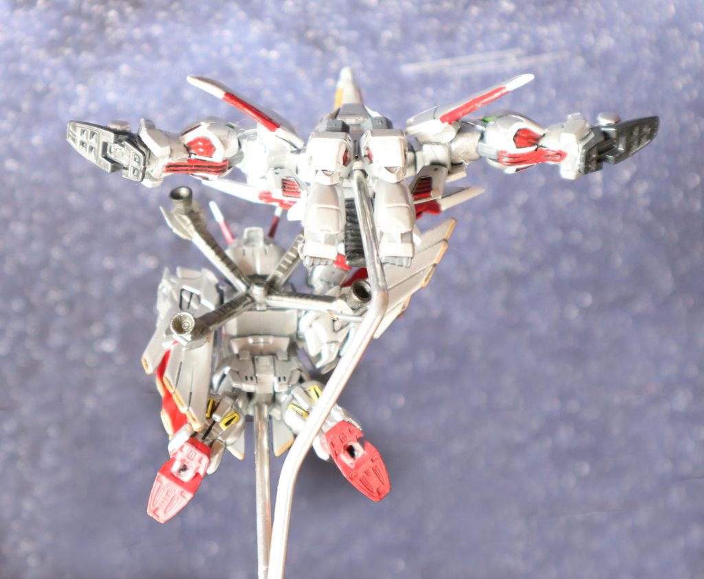 ゴーストガンダム 蜃気楼鳥(ミラージュ・ワゾー)＆クロスボーンガンダムX-0（コンバージ）　–5枚目/制作者：tytaniaIII