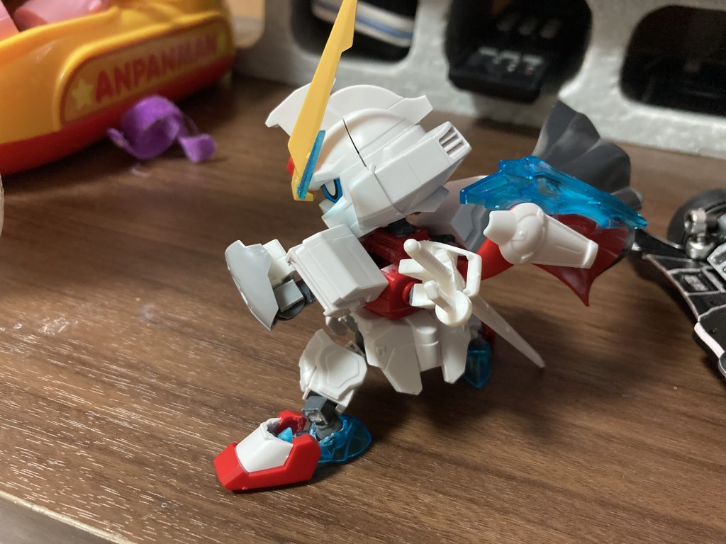 剣に関しては採用予定ではあるんですがヒーローっぽくなくて見送ってます