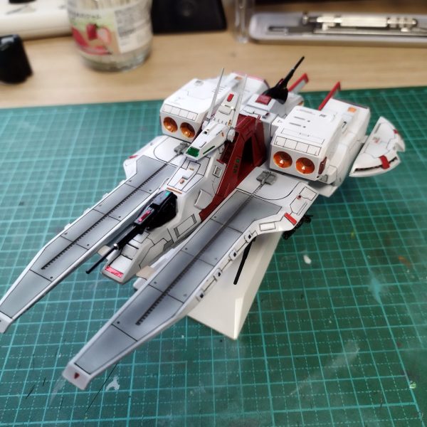 強襲揚陸艦　アーガマ