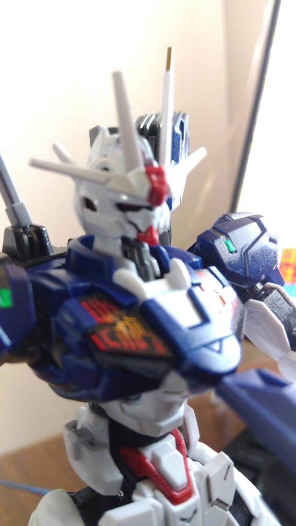 そんな感じで実質、ラスボスですよね。わかりにくいけど、目は赤くしました。赤い目のガンダムは悪い子のイメージ。エリーは良い子だったんだろうけど。ついでに余計な障害は取り除くようにコロニーレーザーみたいなのを撃つのさ、あれ、なんか機甲界ガリアンのイレイザーを思い出したのあたしだけですかね。