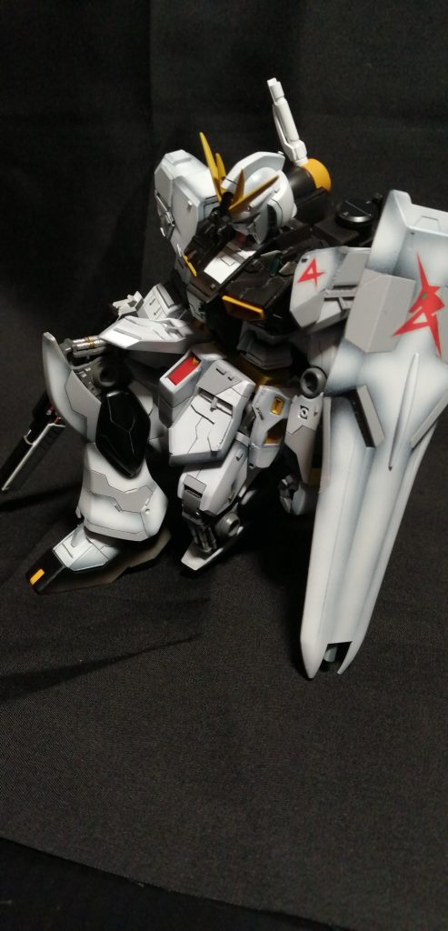 膝立ち出来るように下半身を改造