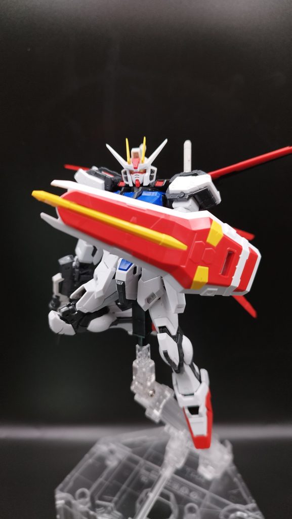 素組です。成形色の色分けによって、素組でも最高にかっこいいキットです。