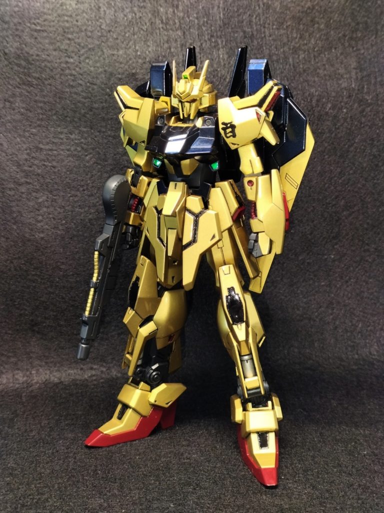 まずは黒い発光ラインの部分初歩的ミスです半乾き状態でマスキングしてしまったのでよく見るとガタガタになってますw