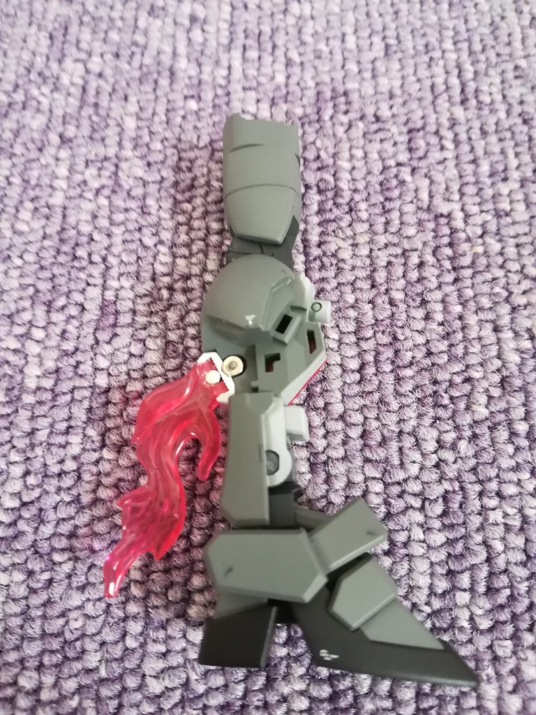 噴出口の塗膜剥がれ対策エフェクトの差込み部を薄く削り、磁石を仕込んでスムーズに着脱できるようにしています。