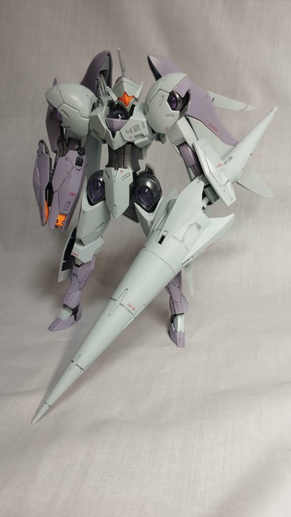 デスティニーのバックパックごとそのまま取り付け、本体も加工せず　色塗ってデカール貼っただけです