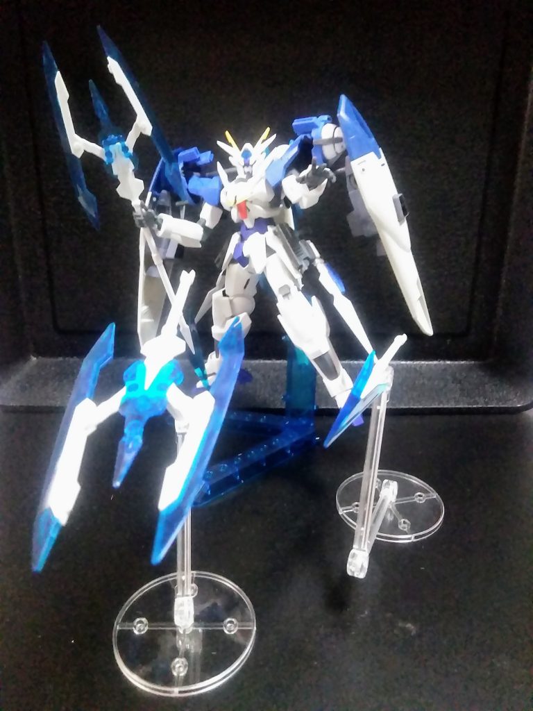 劇中でも、こうやって『ファング』のように遠隔操作してました。でも、どうやって？🤔(それはプラフスキー粒子による謎科学だろ😠)