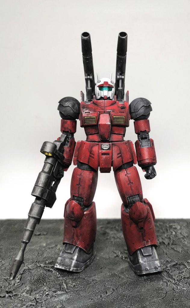 今回はクレオスのハーマンレッドがメインになってます。ウェザリングはウェザリングマスターのマルチブラックによるウォッシングとハゲチョロのみ。