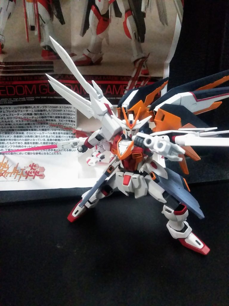 この『フェイダ トンファー』は四種類の刃物を装備可能😋先ずは『ビーム サーベル』