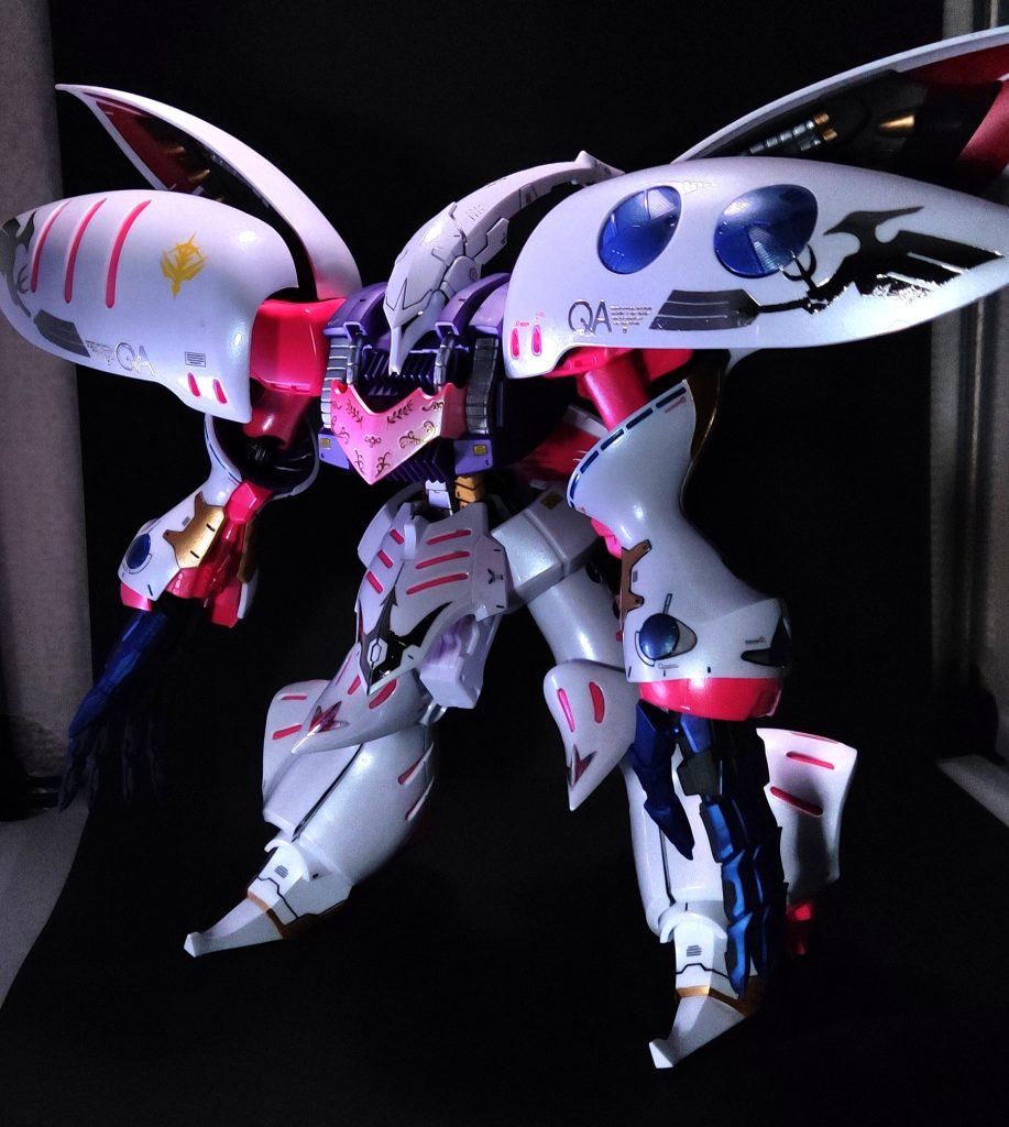 水性パール塗装ですがわからないね。白いので塗料か乗ってるのかどうかもわからん、新調したエアブラシはなんにもしてないのに空気圧が変わるし、バタバタしました。