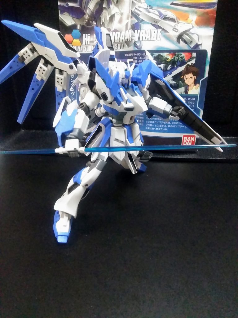 ご覧の通り『 Hi-ν ガンダム』からの改造ガンプラです😊 なので武装は一通り同じとなります。