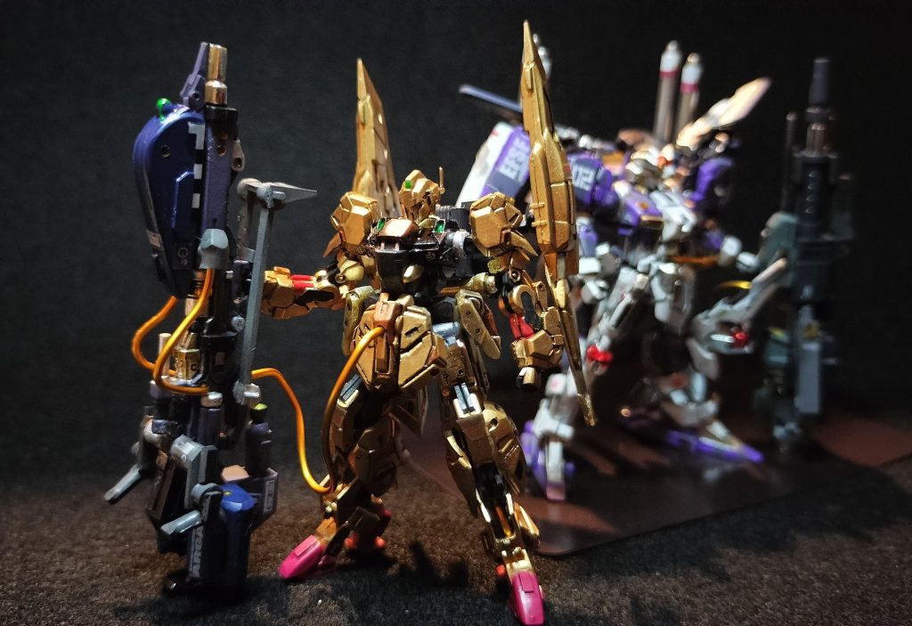 ゼータと百式の間に位置する試作機。