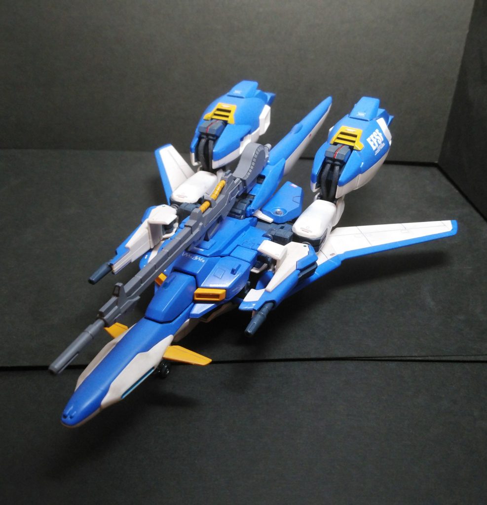 ビームキャノンの位置を変更しました。