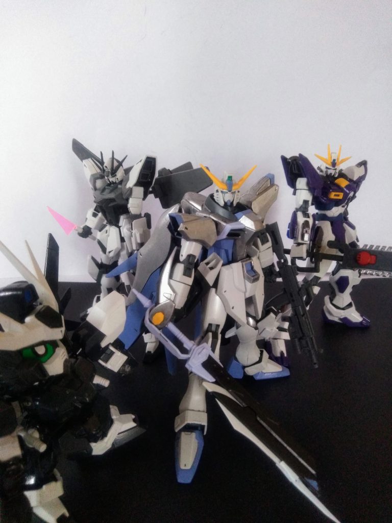 今大会のダークホース《SCHOOL ディズ》 デスティニー ガンダム Day ブラスト バーニング ガンダム インフェルノ ビルドストライク ガンダム へるふぁみりー《スクールディズ》という作品をご存知の方も多々いらっしゃると存じます。自分は興味津々なのですが『カワイイキャラのリョナシーン』が極めて苦手なので内容等は知ってますが、映像は未視聴です😥それを踏まえて御覧いただければ幸いです😂