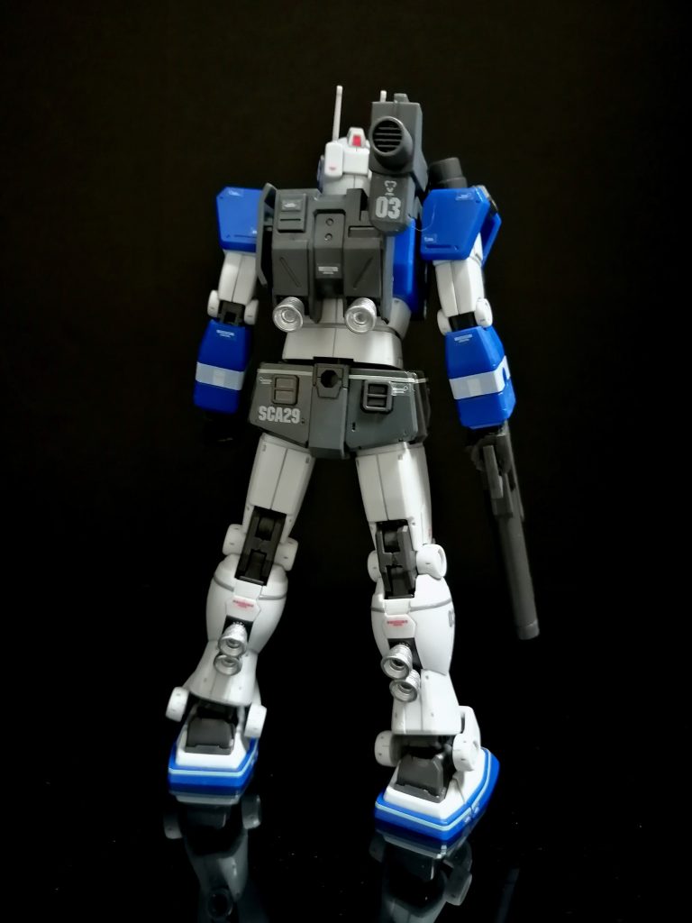 リアビュー。バックパックなどのディテールもいいですね。