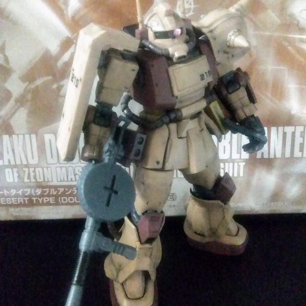 HG ザク・デザート タイプ(Wアンテナ)《アシタモカ・レーダ特務中尉専用機》