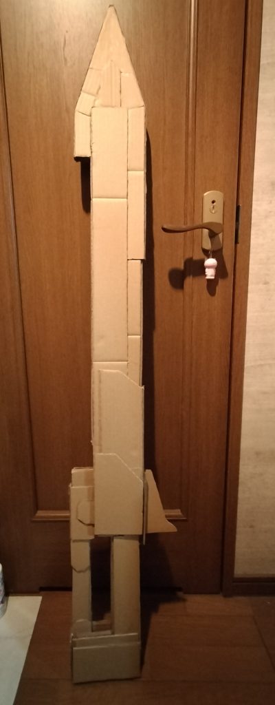 おまけダンボールでソードインパルスの（エクスカリバー）だったけ？　作ってみました。フルスクラッチということで利用規約に違反していないのか、違反なのかよく分からないのでおまけという形で…。