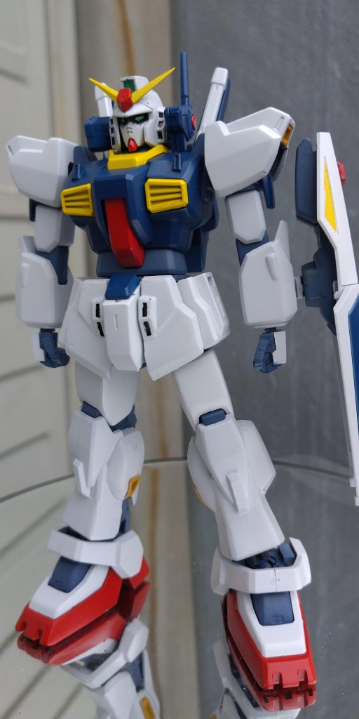 ハンドパーツをゼータ系に改造。