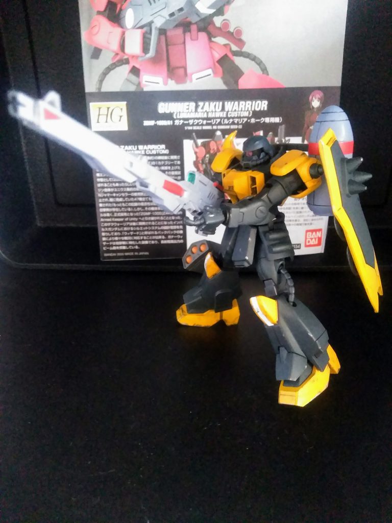 ちょっと苦しいけど、この通り         『オルトロス高エネルギー長射程ビーム砲(名前長すぎ💦)』を良い感じで構えられます😍