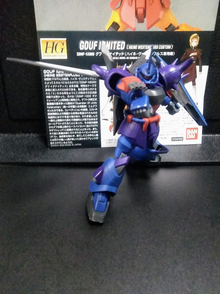 本命のこの子😊 『ハイネさん専用機カラー』でしたが、好きに馴れずカラーチェンジ😋　しかし『グフは青』の固定観念が自分から離れず『なんとも迷走』したカラーになりました😭『ドラウプニル 4 連ビームガン × 2』