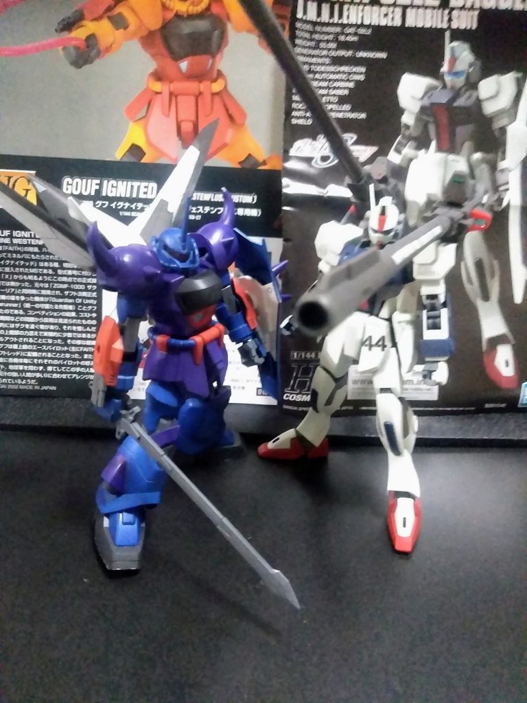 新技術と18年前の基軸のコラボと成りました。でも『18歳のグフ I』もまだまだイケそうです😋　　　　　　　　　　　　　　　   信頼にたる方からの情報で『SEED』キットの再販が近々あるようなので、足りないキットの補完ができるかも？です😁お目汚し ありがとうございました。