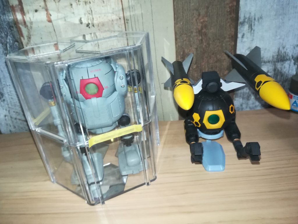 ガンスタ投稿作品の中で一番最初に作ったボール(投稿は二番目)の片割れですやっとまた会えたね(ホロリ)以上です。最後までご覧いただき、ありがとうございました🙇