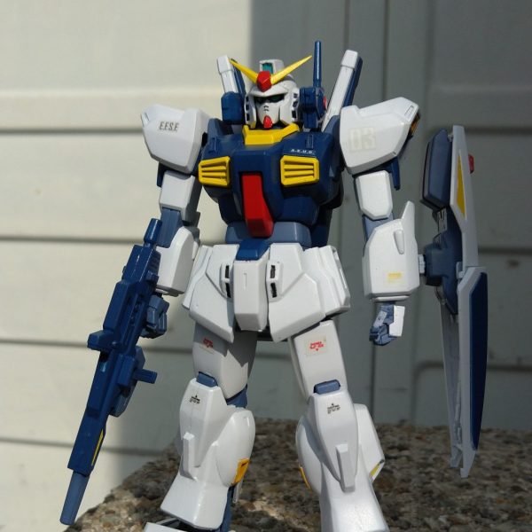 パイロット　カミーユ・ビダン