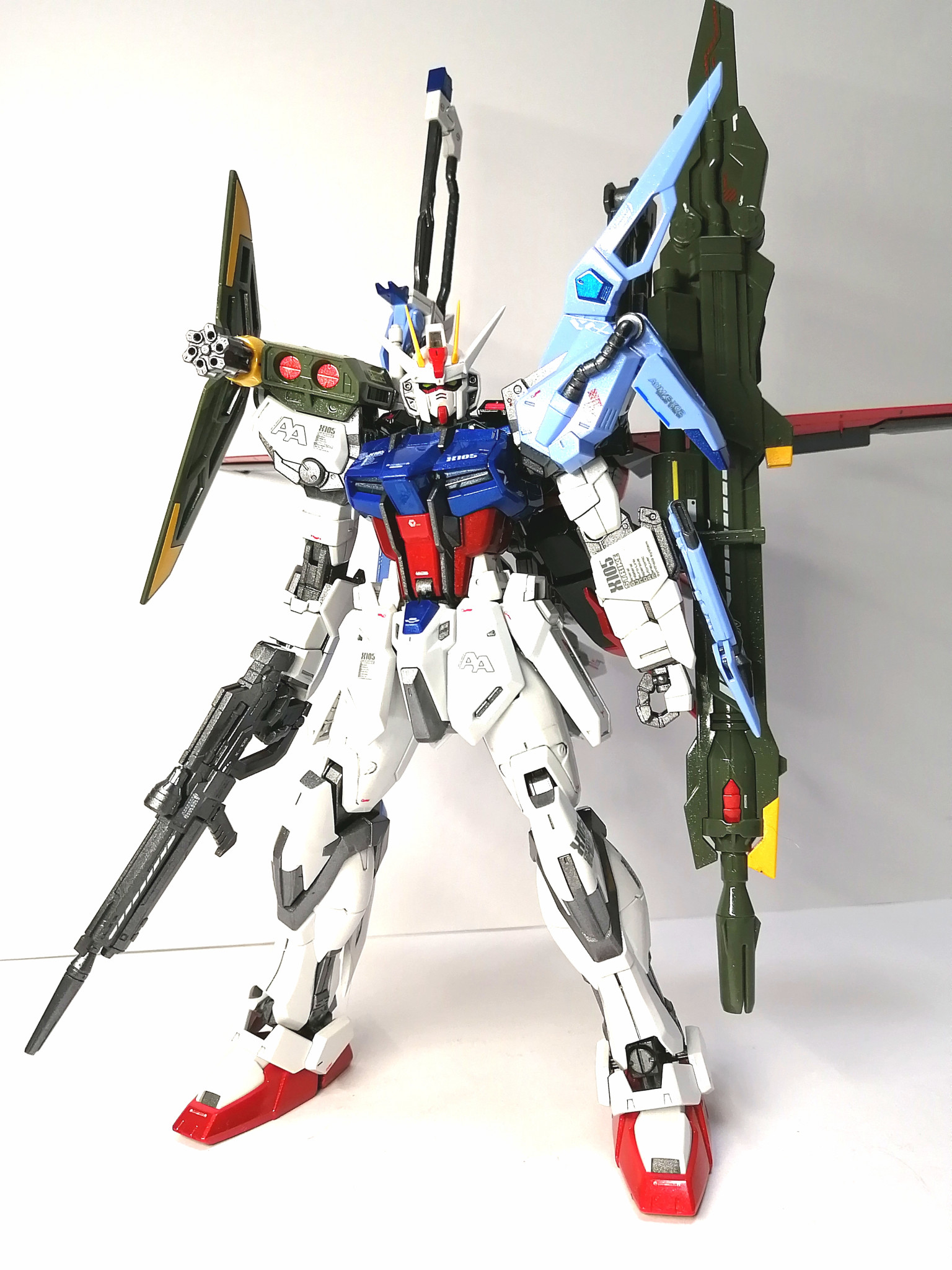 お得安い■全塗装完成品■1/100 プレバン限定MG LIGHTNING STRIKE GUNDAM ライトニング ストライク ガンダム Ver.RM 完成品