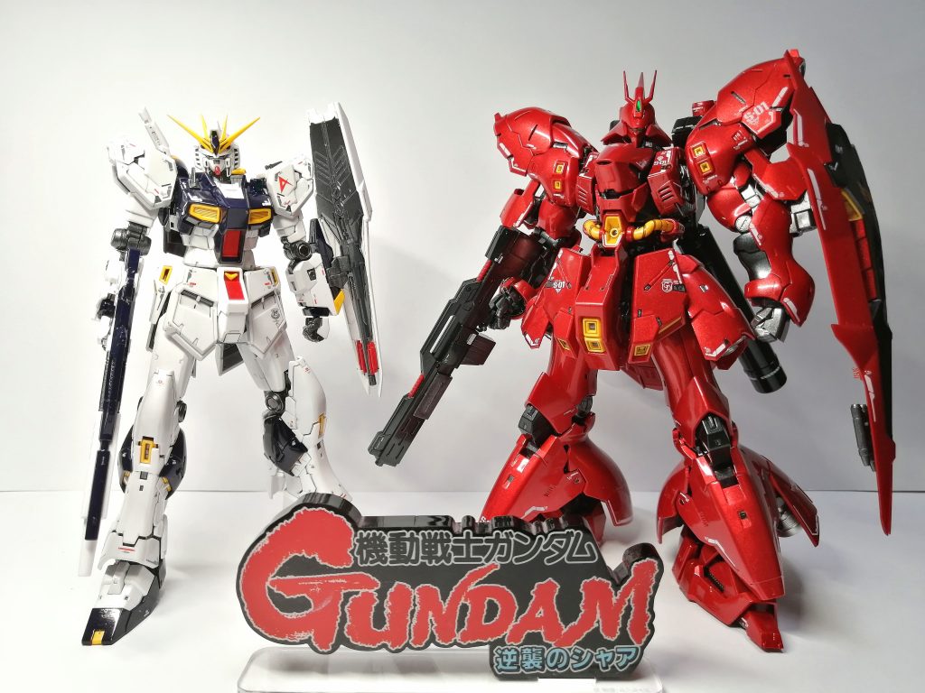 前回製作したvガンダムといっしょに。これがやりたかった😄サザビー、でかいですね。vガンダムが小さく感じます。最後まで見ていただき、ありがとうございます😸次回は、1/100フルメカニクス、ガンダムエアリアルを作る予定です。