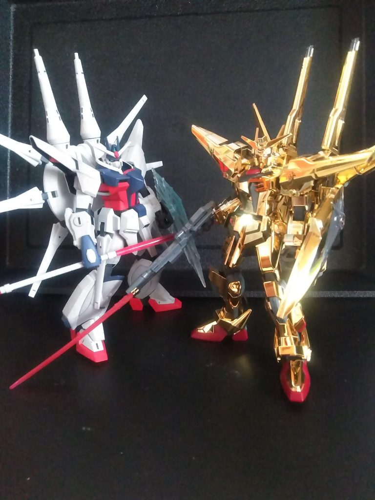 期せずして、似た子どうしになってしまいました😁 しかし『暁』の存在感が在りすぎる😥お目汚し ありがとうございました。