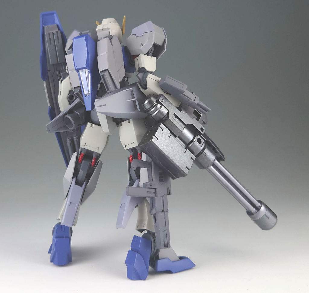 背面のコントロールユニットはコックピットになっています。