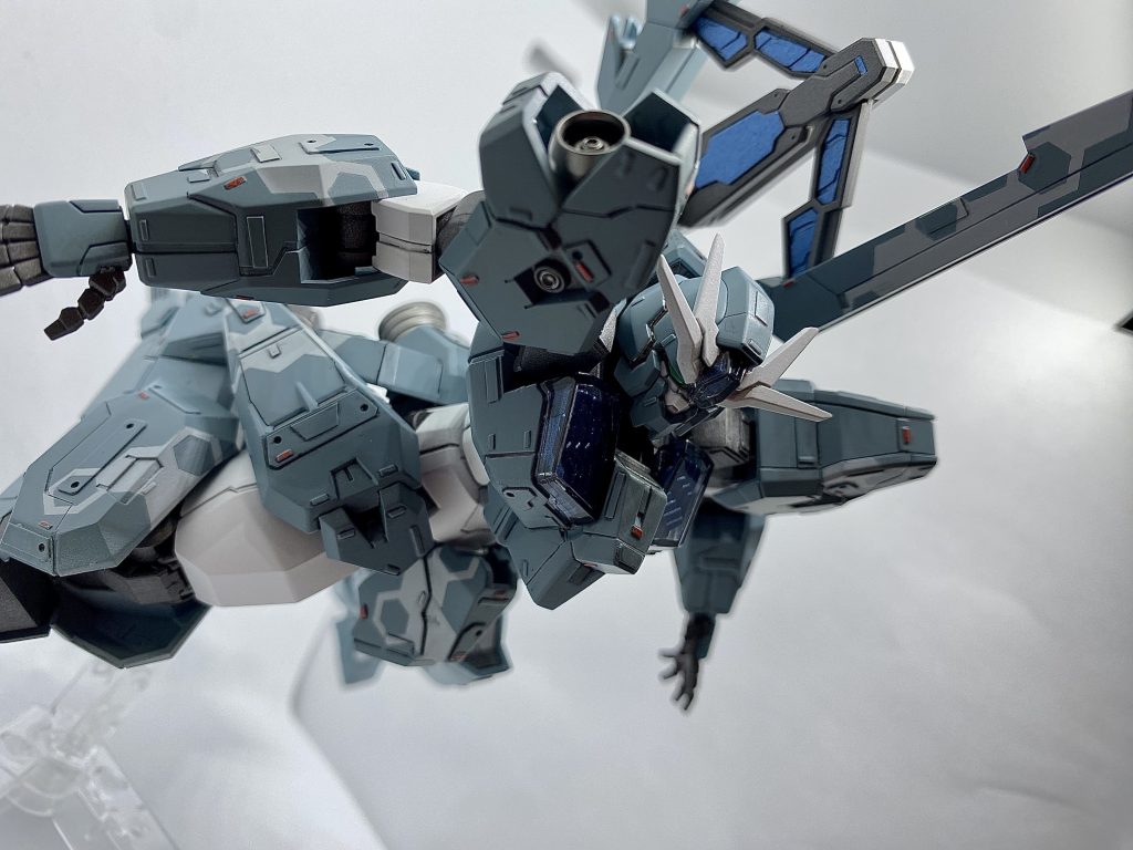 フェーズドアレイキャノンはソーンと同じくプラ板を切り出してそれっぽく。見た目が良くなるので面倒ですが楽しいです!